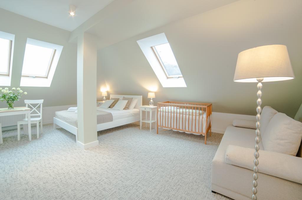 Grota Bochotnicka Apartment คาชิเมียร์ซ ดอลนี ภายนอก รูปภาพ
