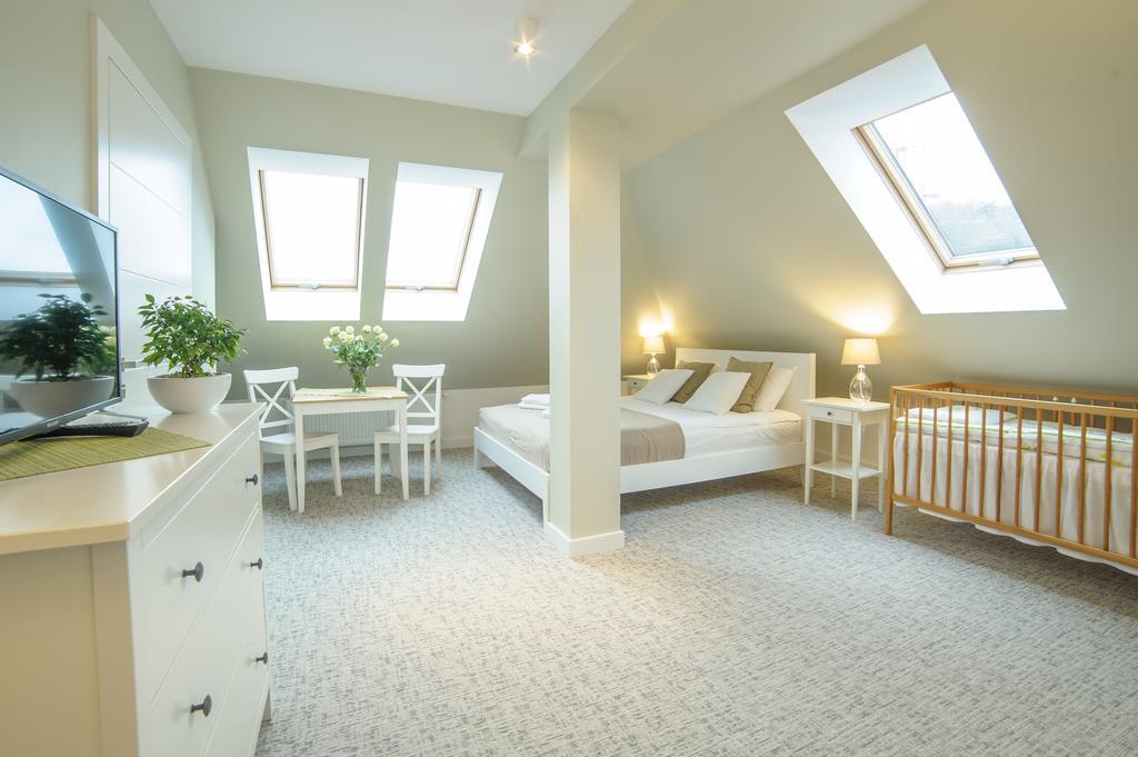 Grota Bochotnicka Apartment คาชิเมียร์ซ ดอลนี ภายนอก รูปภาพ
