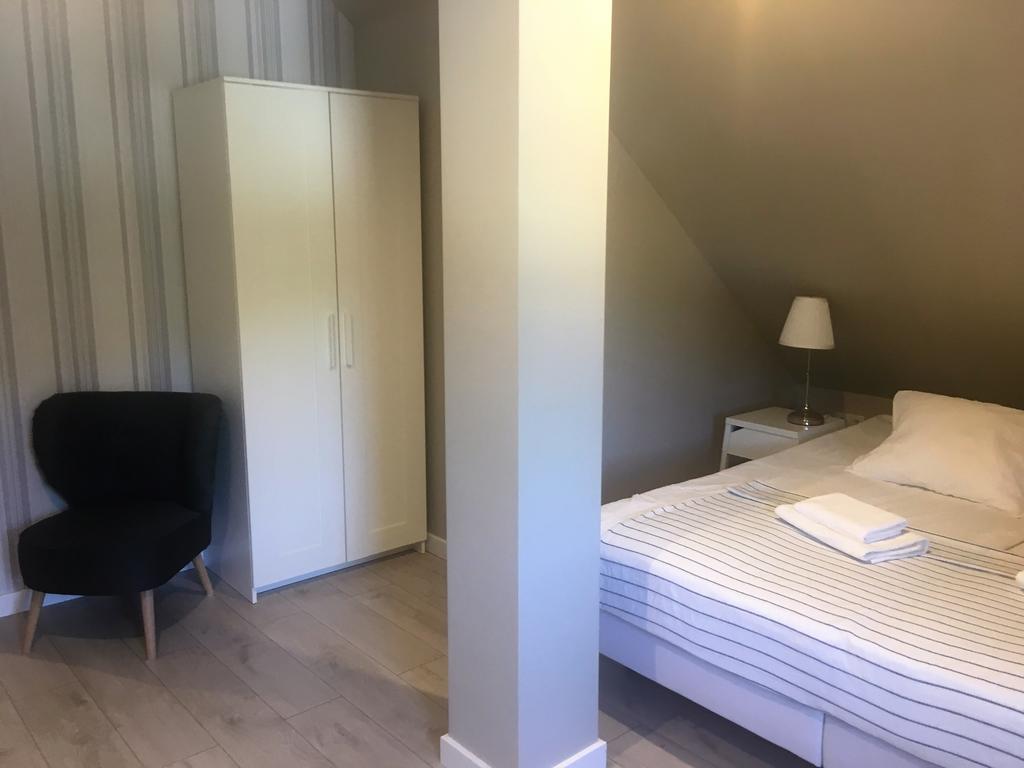 Grota Bochotnicka Apartment คาชิเมียร์ซ ดอลนี ภายนอก รูปภาพ