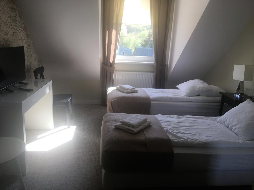 Grota Bochotnicka Apartment คาชิเมียร์ซ ดอลนี ภายนอก รูปภาพ