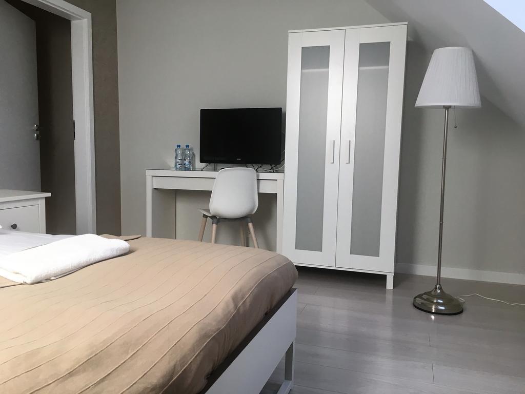 Grota Bochotnicka Apartment คาชิเมียร์ซ ดอลนี ภายนอก รูปภาพ